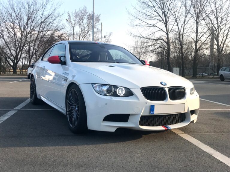 2022 White BMW